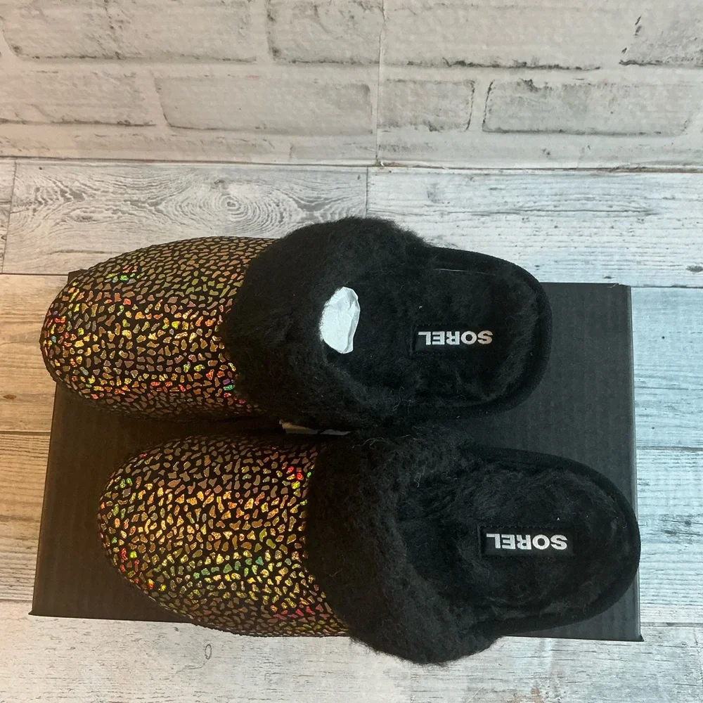 Sorel Youth Size 6C Womens Size 8 Nakiska Slide II Suede Slippers Black/Sea Salt